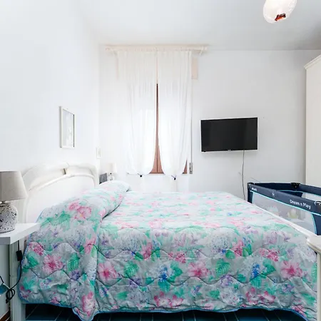Casa Isa A 100mt Dal Mare *